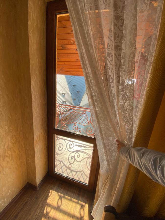 Готель «Вишневий Сад» Mukácheve Exterior foto
